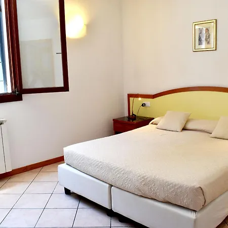 Ilios Apartahotel 3*