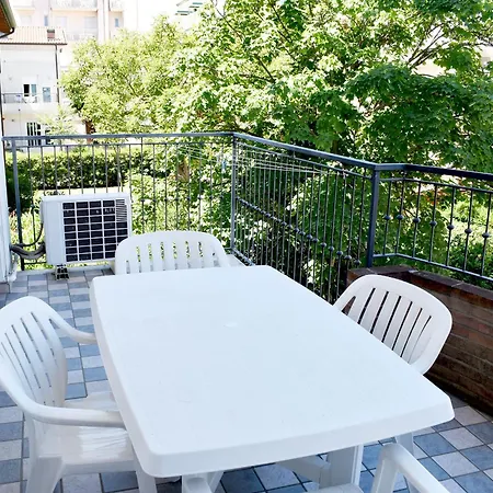 Ilios Aparthotel 3*