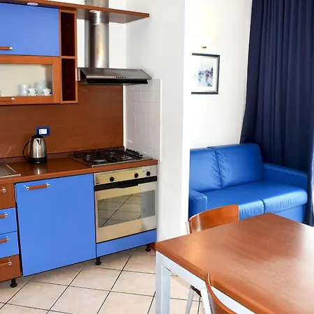 Apartahotel Ilios 3*