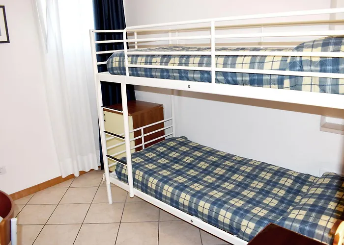 公寓式酒店 伊利奥斯酒店 3*