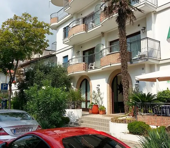 伊利奥斯酒店 公寓式酒店