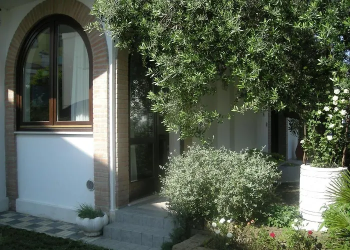 公寓式酒店 伊利奥斯酒店 3*