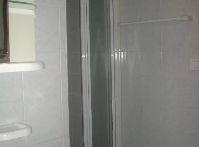 伊利奥斯酒店 3*