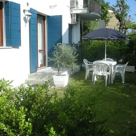 شقة فندقية Ilios ليدو دي يسولو